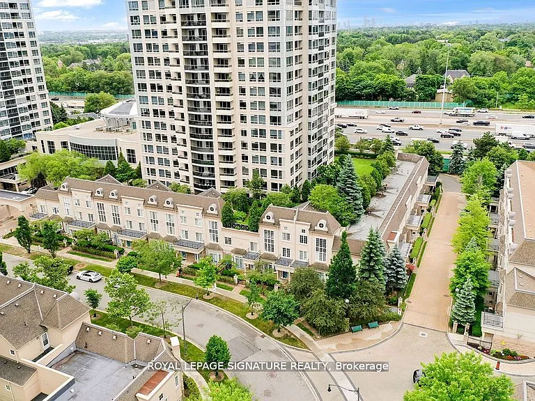 1 Rean Dr #Townhouse 9 — Photo 39