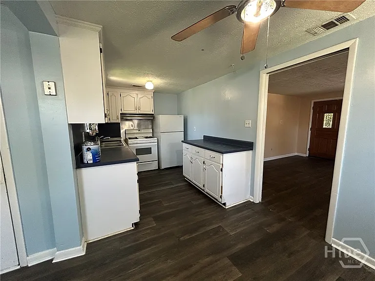 1010 Carroll St — Photo 7