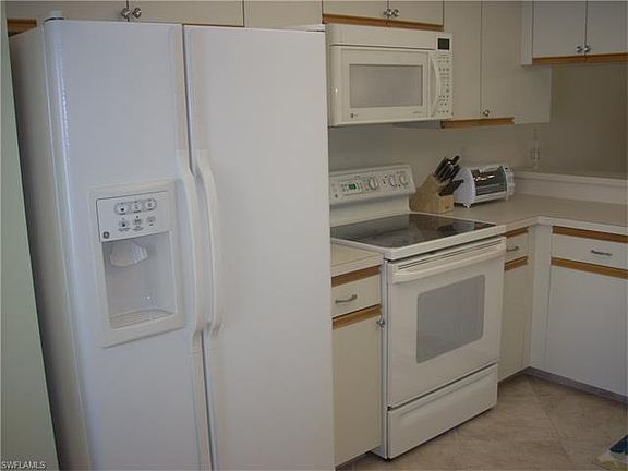 5th image of 7320 Saint Ives Way APT 4209
