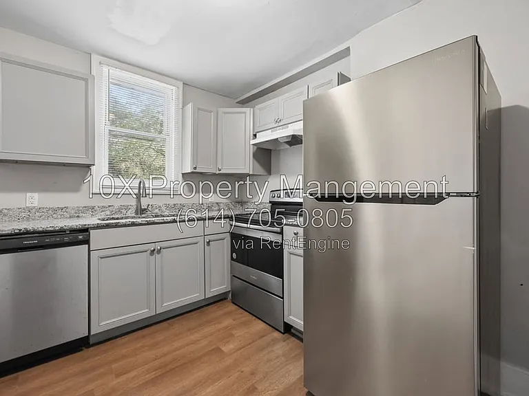 1088 Siebert St #1090 — Photo 15