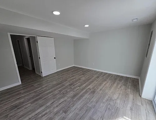 6119 Bristol Way Photo 1