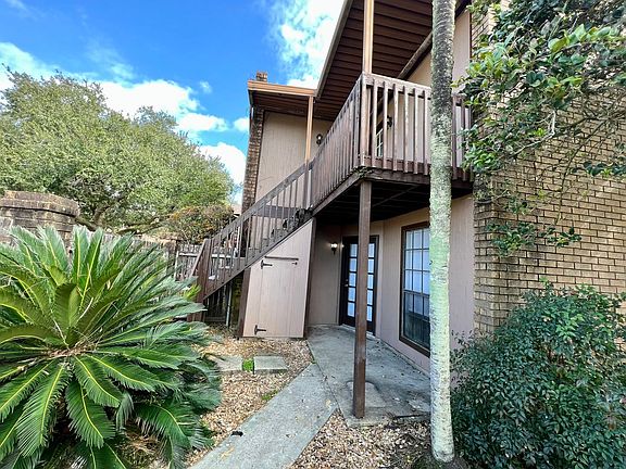 2nd image of 113 Shekel Dr #B