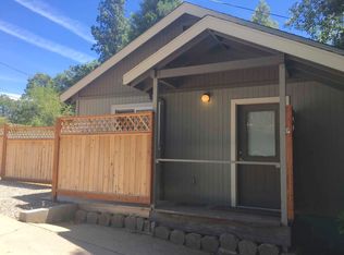 551A N Adams Dr, Mount Shasta, CA