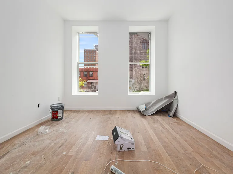 815 Willoughby Ave #7 — Photo 5