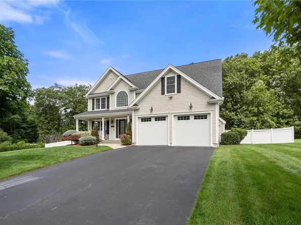 14 Sables Way, Lincoln, RI 02865
