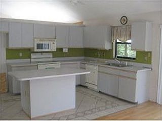 3rd image of 4213 Pondapple Dr