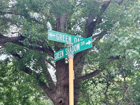 1404 Green Oak Dr, Houston, TX 77032