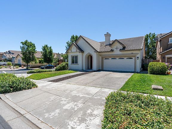 3rd image of 1168 Mitchell Lane