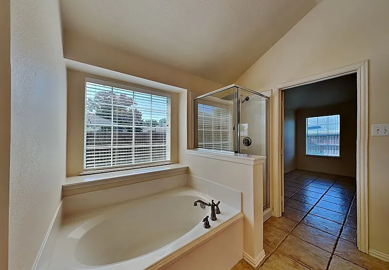 15748 Appaloosa Dr — Photo 10
