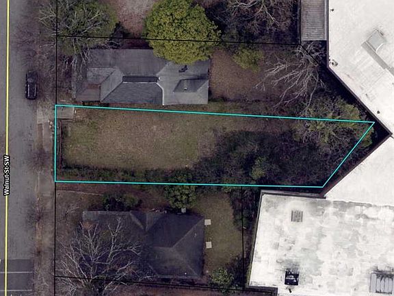 3rd image of 140 Walnut St SW