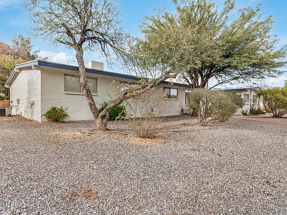 4th image of 7672 E Sabino Vista Dr