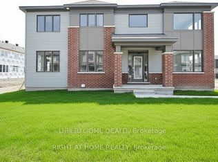 201 Billrian Cres, Ottawa, ON K2S 3A6