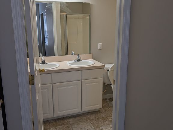 3rd image of 1263 Hollytree Ln