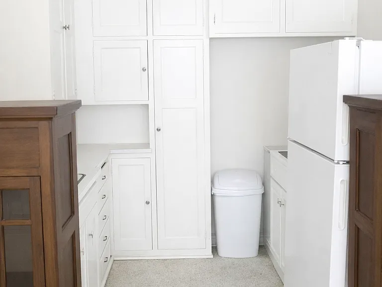 813 University Ave SE — Photo 18