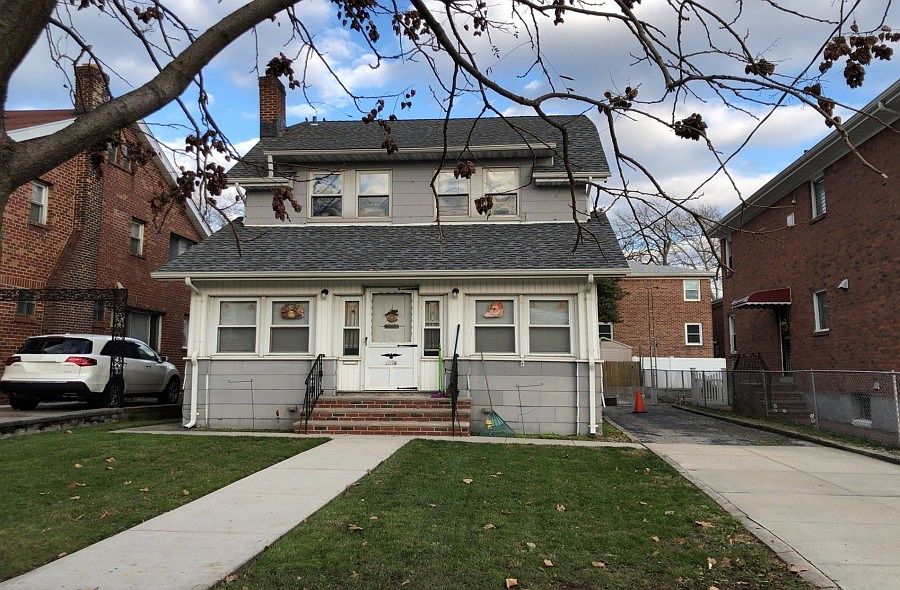 1st image of 4317 204th St