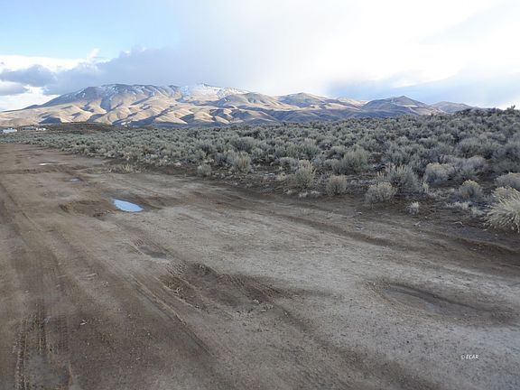 4th image of 33-2 7th St