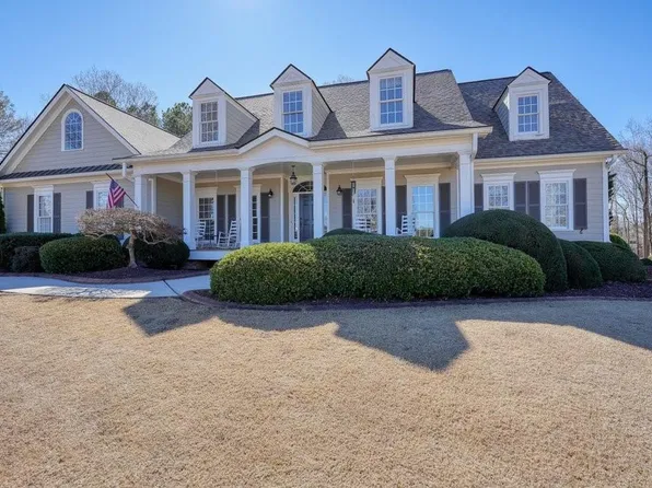 200 Meadow Ridge Ct, Canton, GA 30115