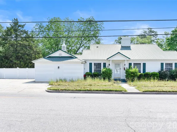 500 Godwin Ave, Lumberton, NC 28358