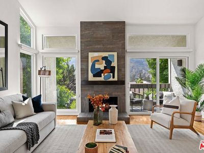 1700 Palisades Dr, Pacific Palisades, CA, 90272