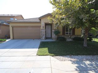 7467 E Andrews Ave, Fresno, CA 93737