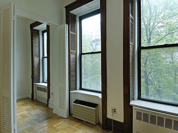 4th image of 146 W 80th St APT 2F