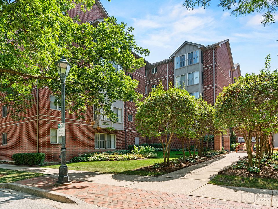 1st image of 27 E Hattendorf Ave Unit 517