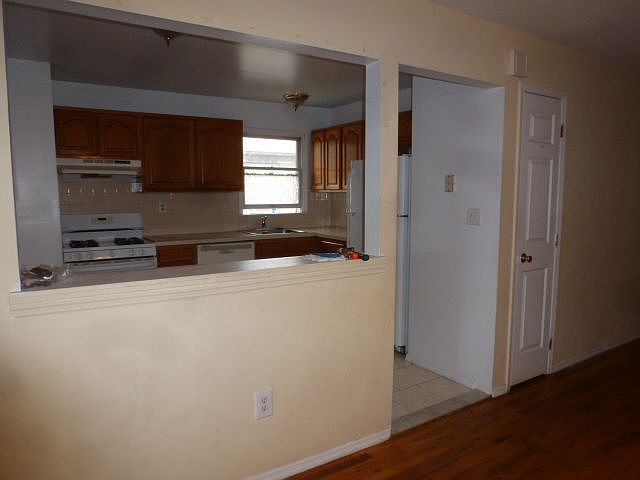 1st image of 15645 75th St #2