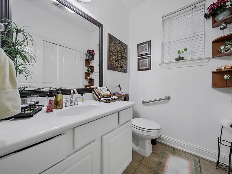 3831 Lakeridge Canyon Dr — Photo 35