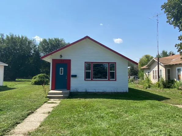 133 N Gaulke St, Appleton, MN 56208