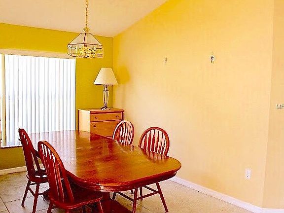 5th image of 138 Aylesbury Ln