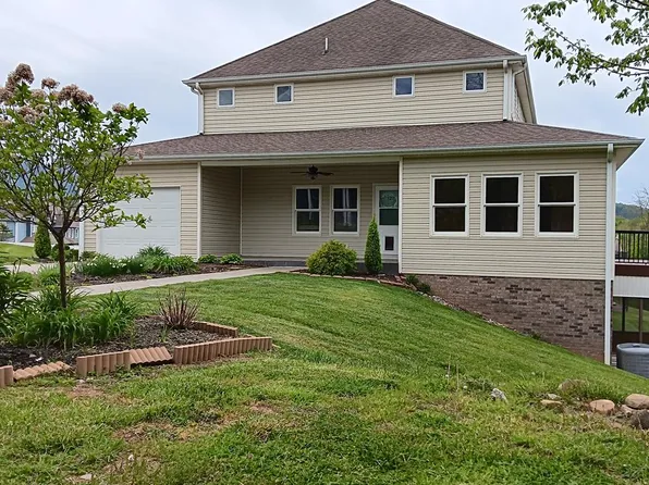 127 Gardenside Blvd, Lebanon, VA 24266