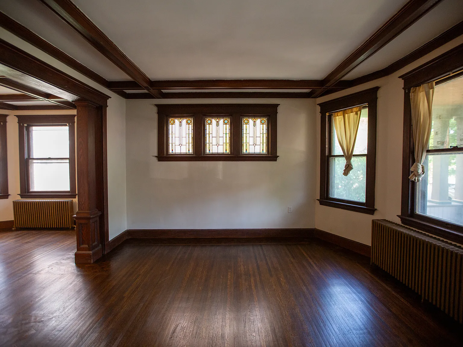 2 bed, 1240 sqft, $1,950 — Photo 1