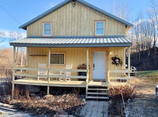 11 Mason Hill Rd, Peru, NY 12972