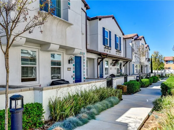 30353 Town Square Dr, Menifee, CA 92584