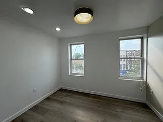 Rented by Piere Michel