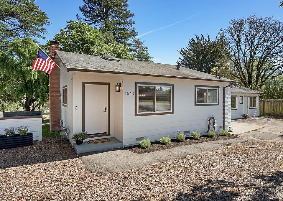 1st image of 1543 Cunningham Road