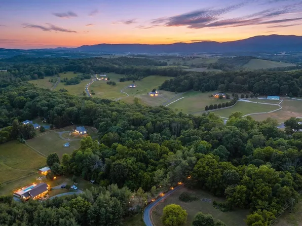 Morris Mill Rd, Staunton, VA 24401