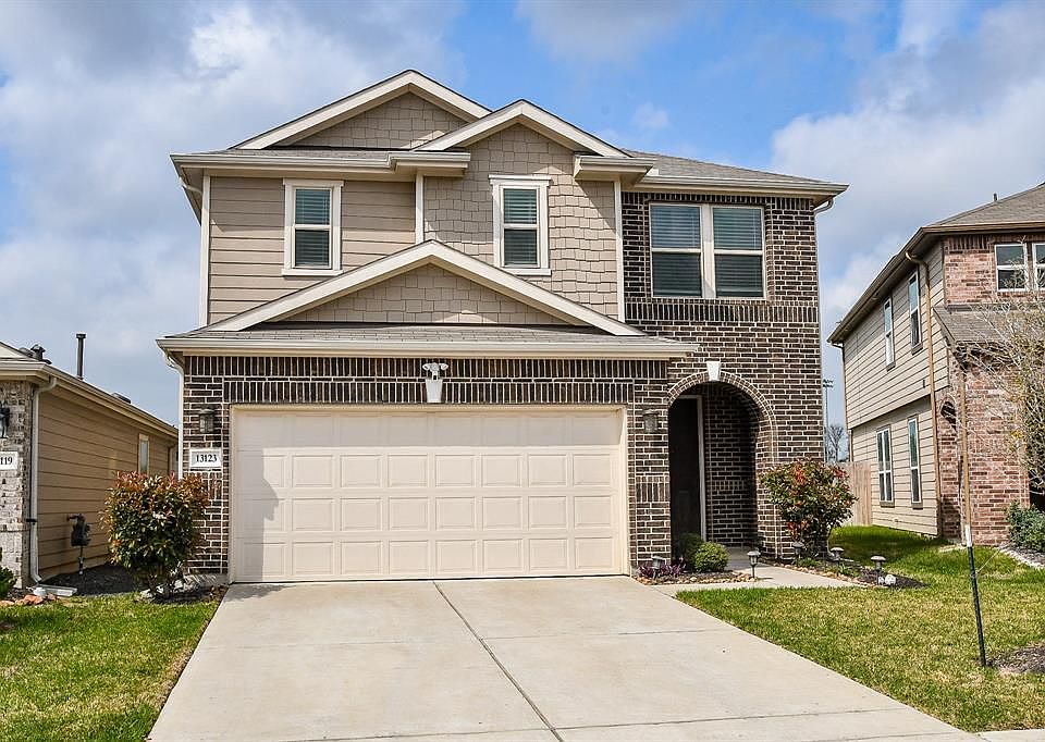 1st image of 13123 Mills Creek Meadow Dr
