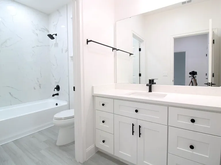 1320 Noble Pl — Photo 21