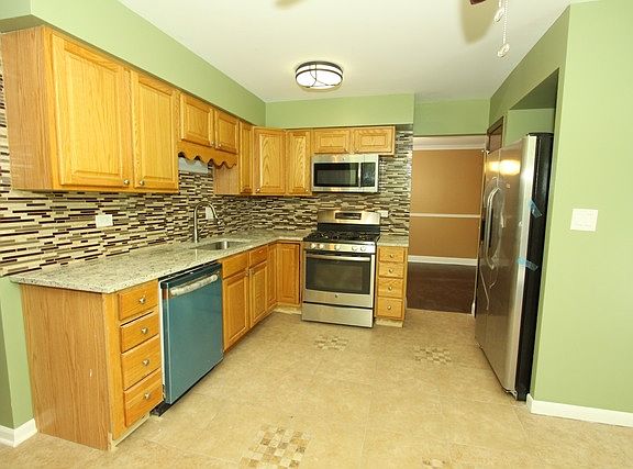 5th image of 15631 State St