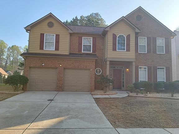 2nd image of 702 Fitzgerald Pl