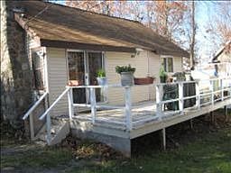2nd image of 305 Darys Pl