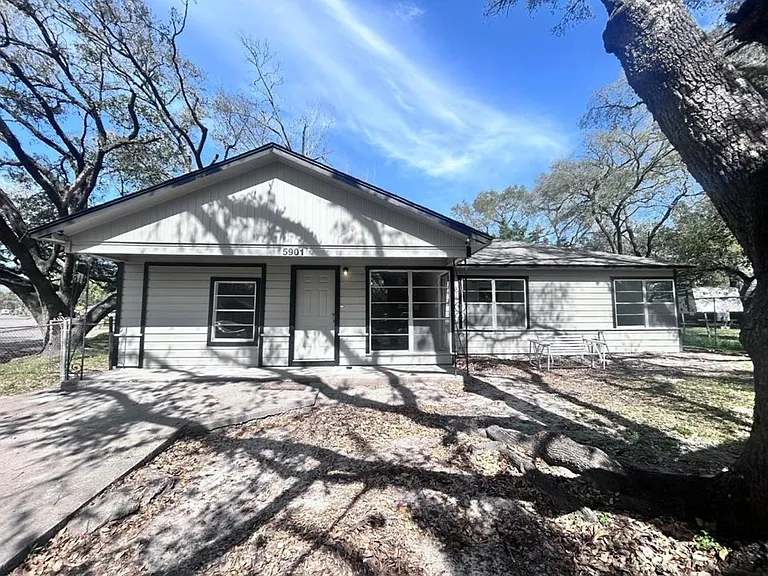 5901 Bretshire Dr — Photo 3