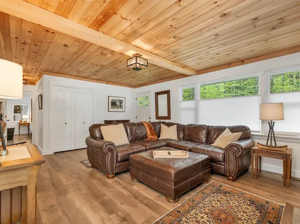 38 North Wolfeboro Road, Wolfeboro, NH 03894