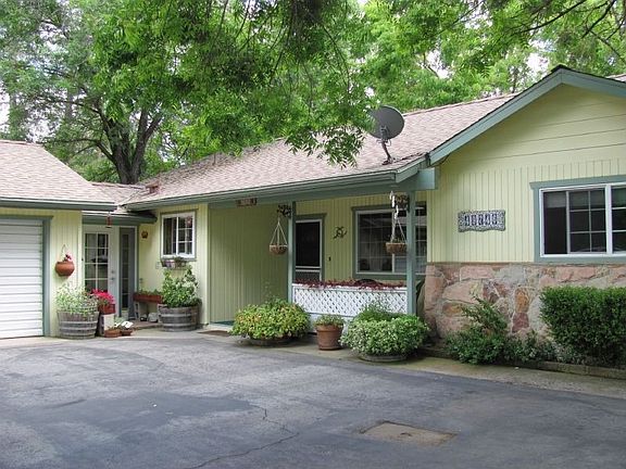 2nd image of 49746 Pierce Dr