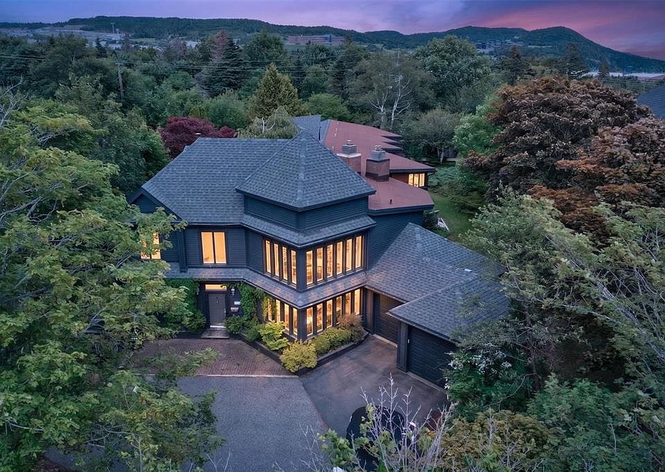 1st image of 120 Logy Bay Road