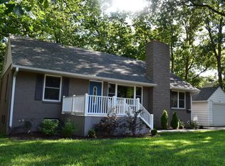 1216 Sunset Dr, Columbia, MO 65203