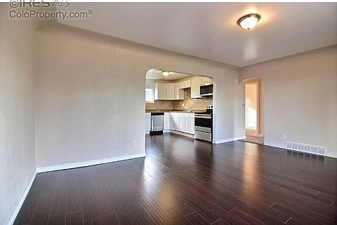 4th image of 3031 11th Ave