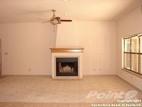 2nd image of 792 Killarney Rd