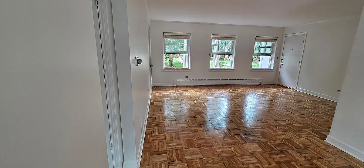 2 bed, 1000 sqft, $2,350 — Photo 4